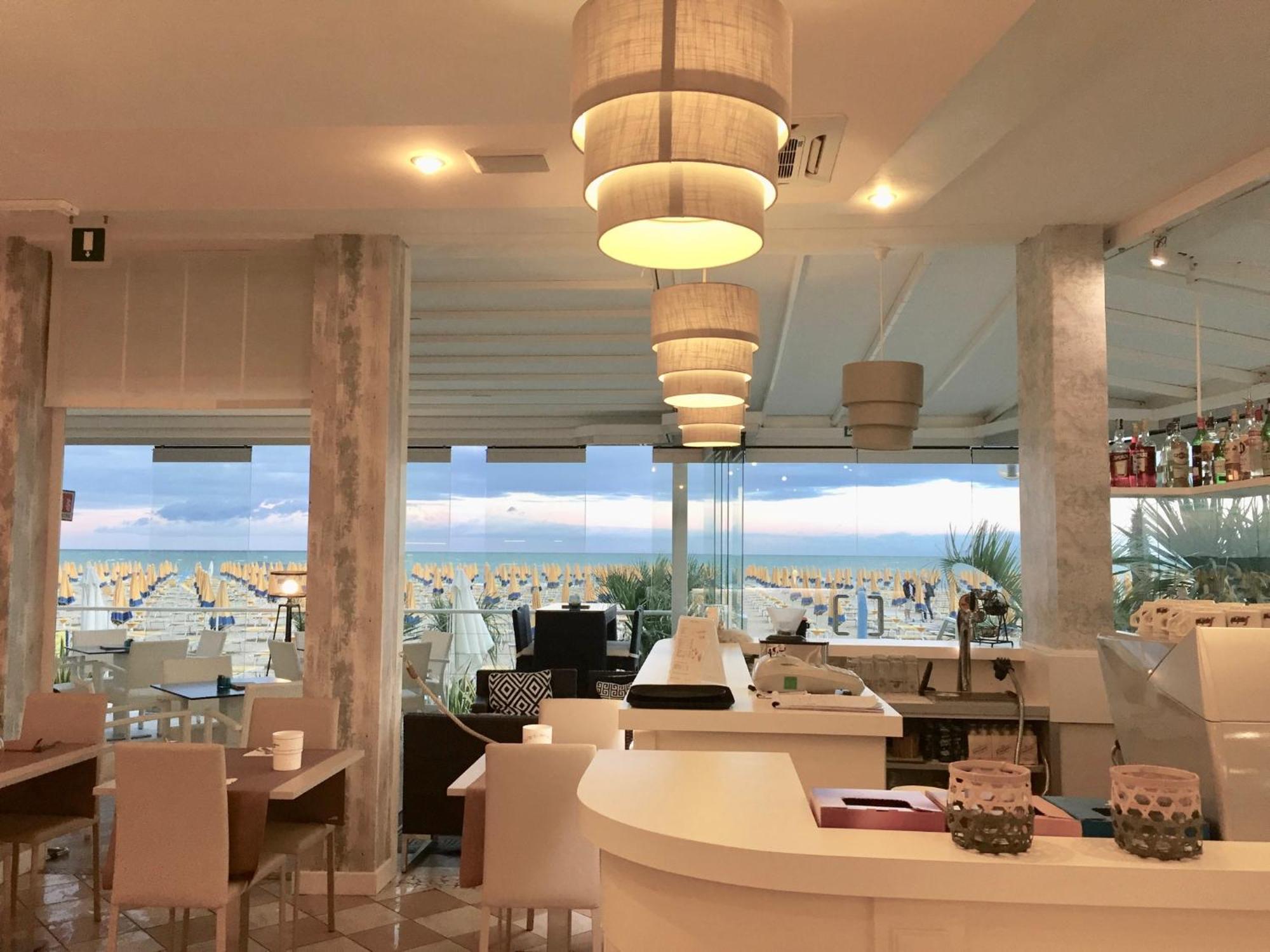 Jesolo Design Apartments - New 2025 - Central Near The Beach Exterior photo